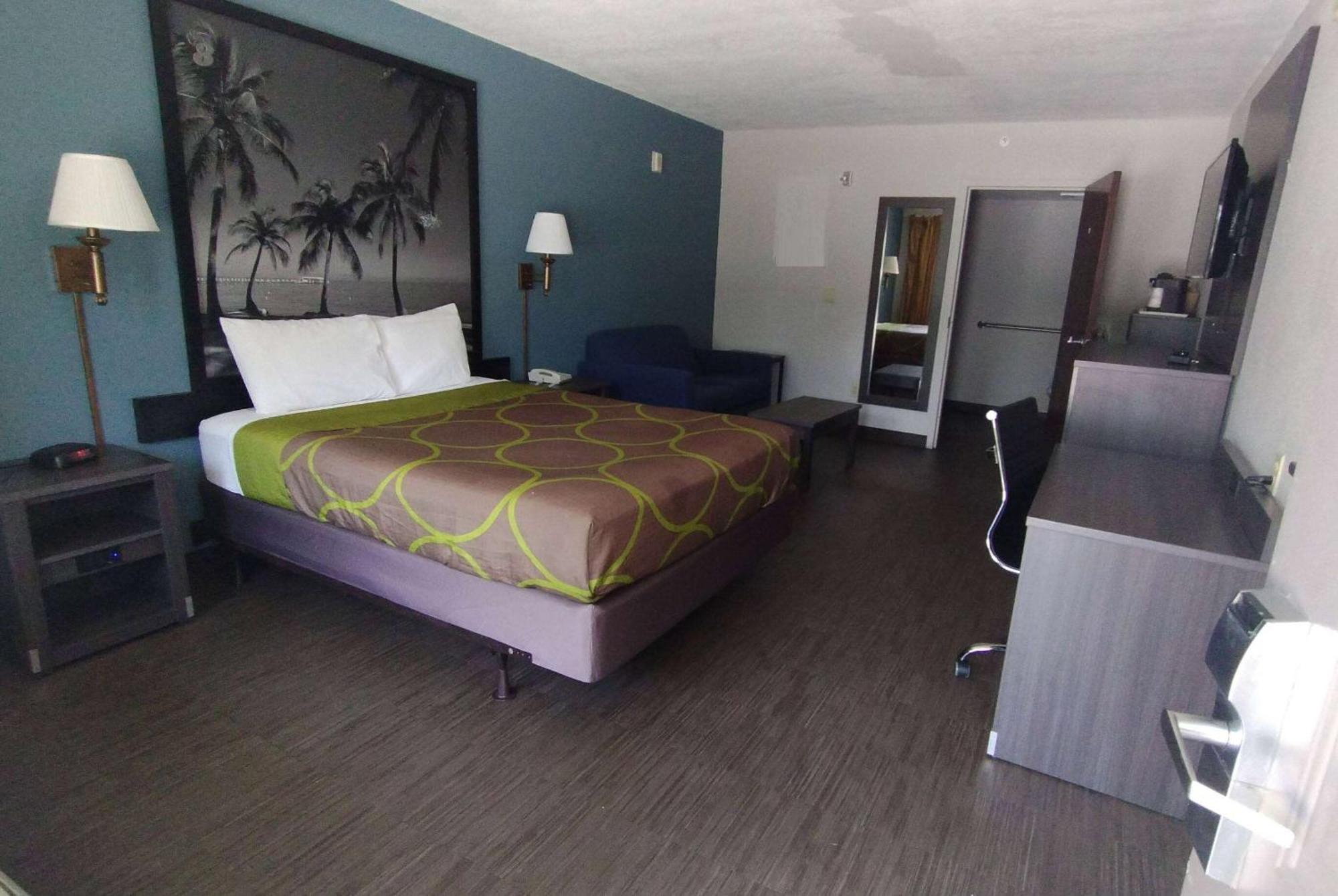 Super 8 Motel By Wyndham Near Fort Lauderdale Arpt Дания-Бич Экстерьер фото