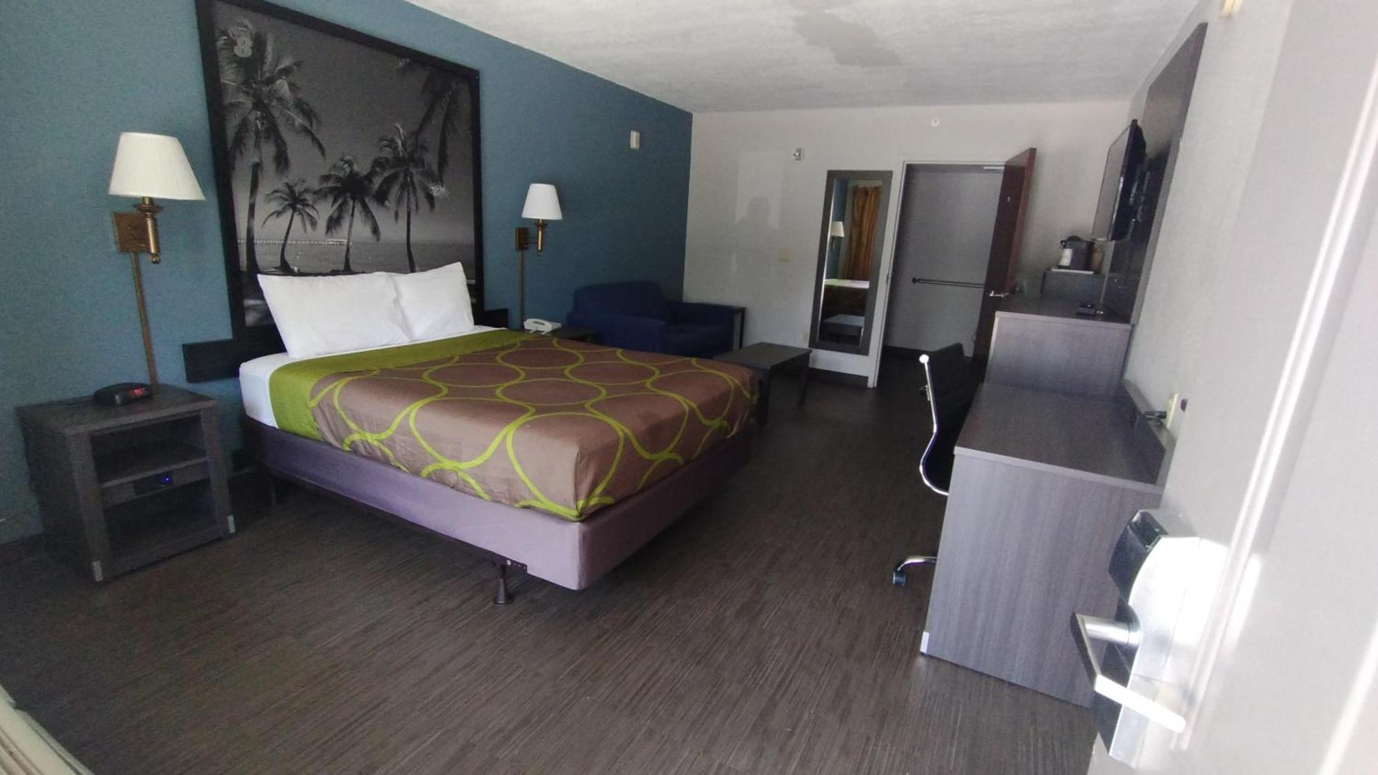 Super 8 Motel By Wyndham Near Fort Lauderdale Arpt Дания-Бич Экстерьер фото