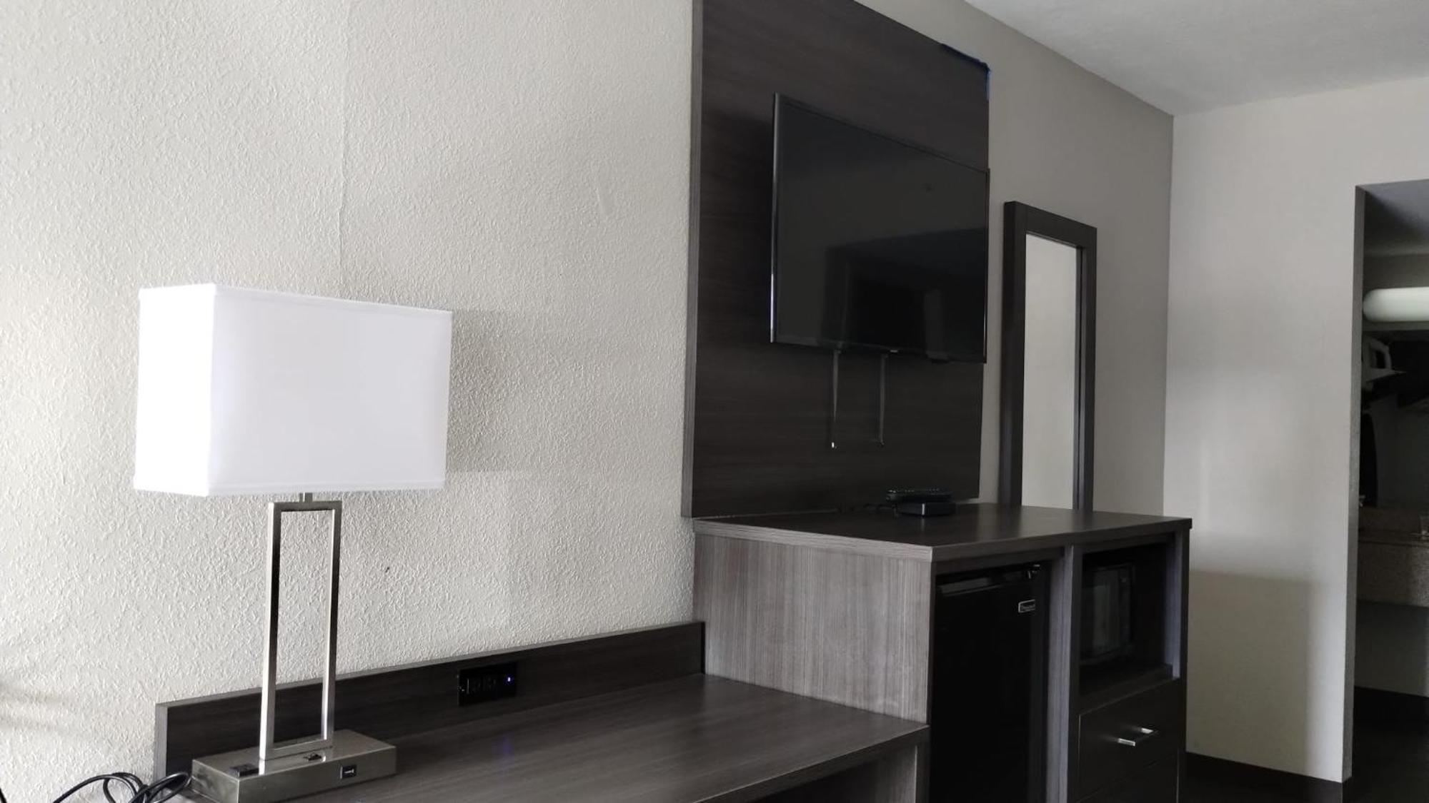 Super 8 Motel By Wyndham Near Fort Lauderdale Arpt Дания-Бич Экстерьер фото